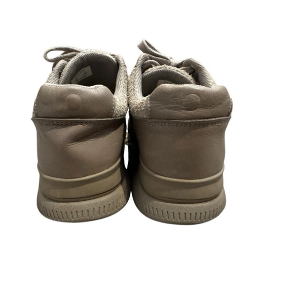 Everlane Tread Trainer Athletic Sneaker Unisex Women’s 8 Men’s 6 Tan/ Cream - Picture 5 of 10